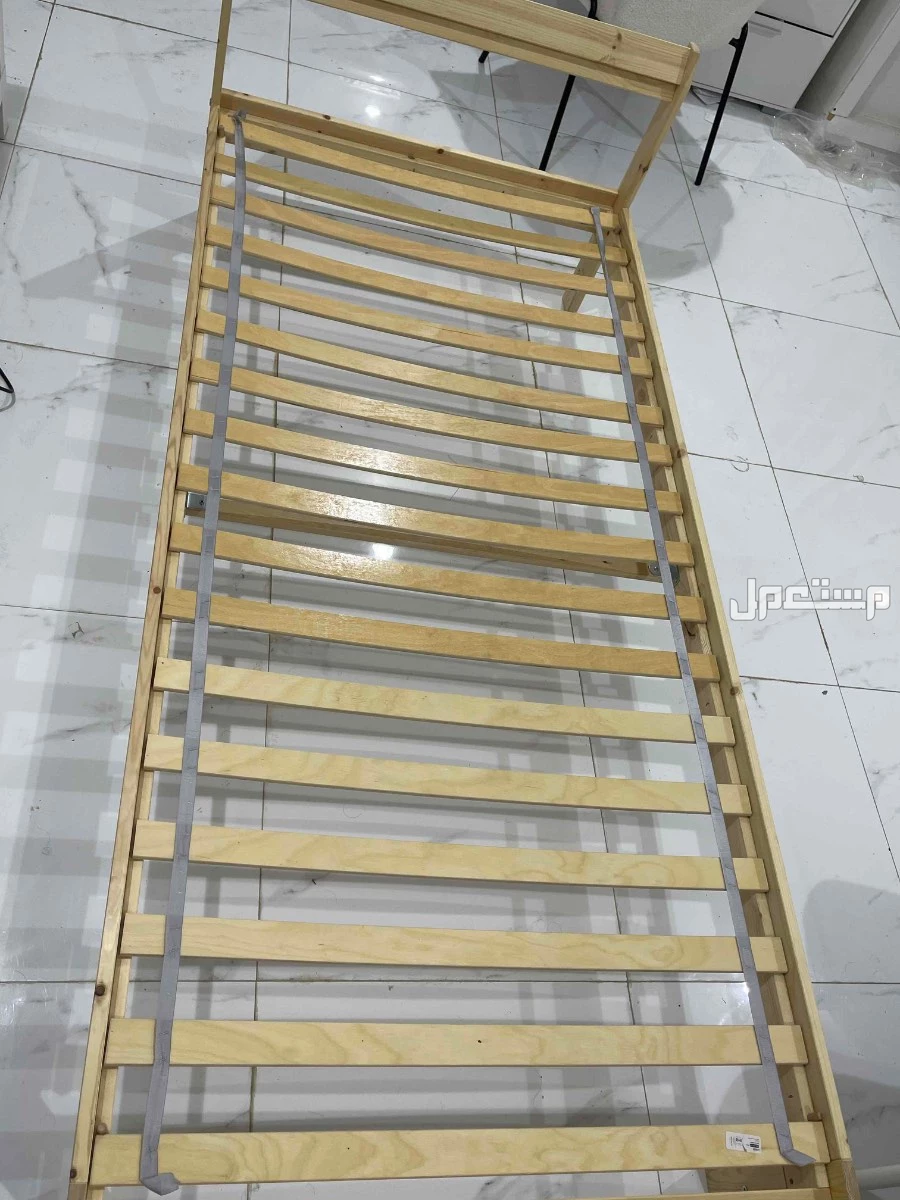 سرير إيكيا 90 × 200 سم  في خميس مشيط بسعر 250 ريال سعودي