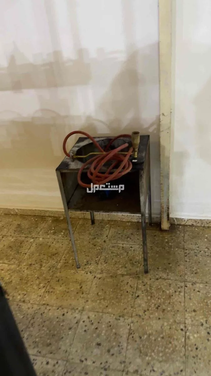 بسطه للبيع  في جدة بمبلغ  2500 ريال سعودي 2