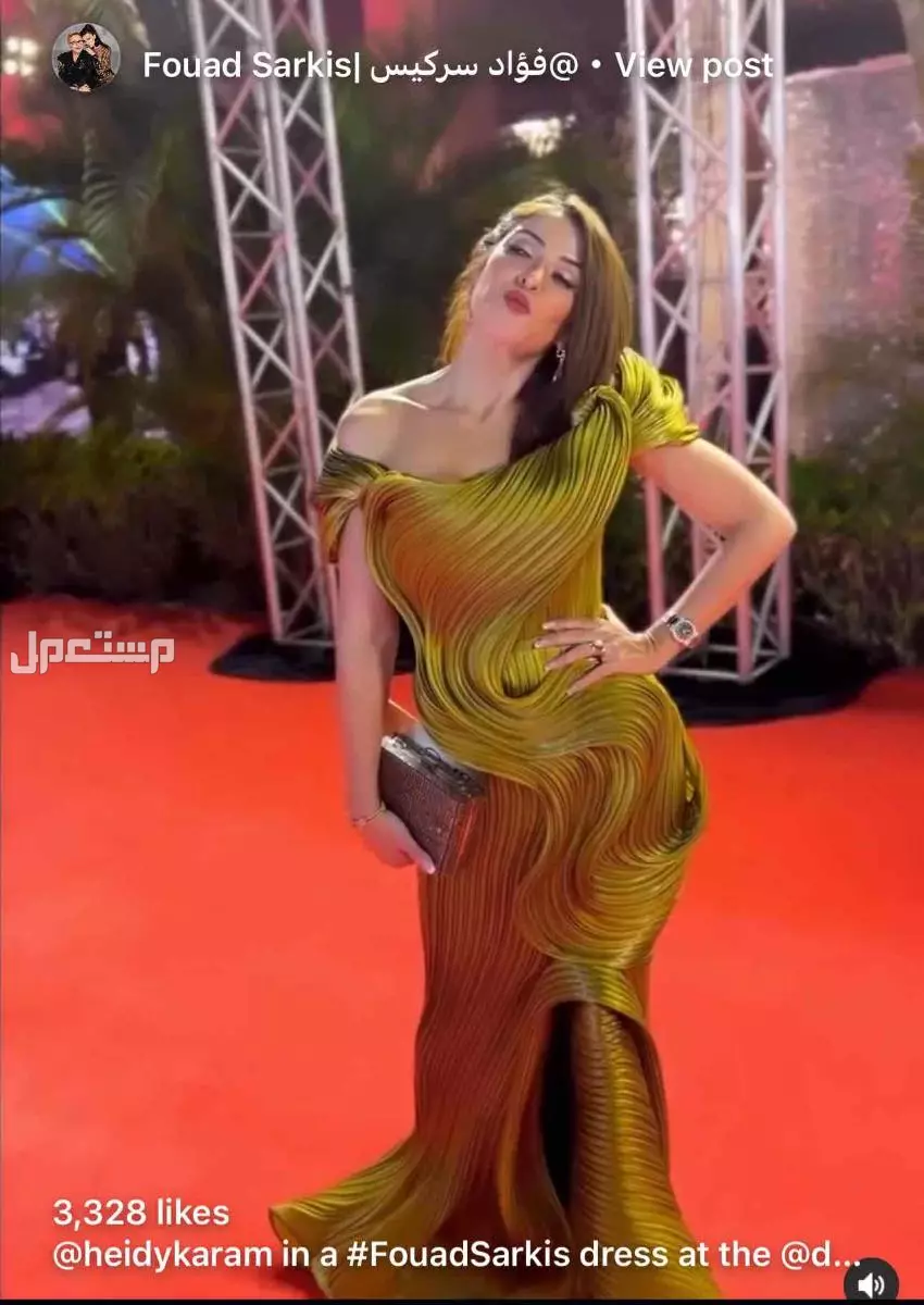 فستان من المصمم فؤاد سركيس مقاس 44  نظيف لبس مره وحده  معه كامل المرفقات  شريته 6 الاف وابي فيه 2500