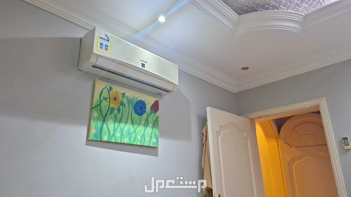 للبيع مكيف لونا 24وحده ب800 ريال