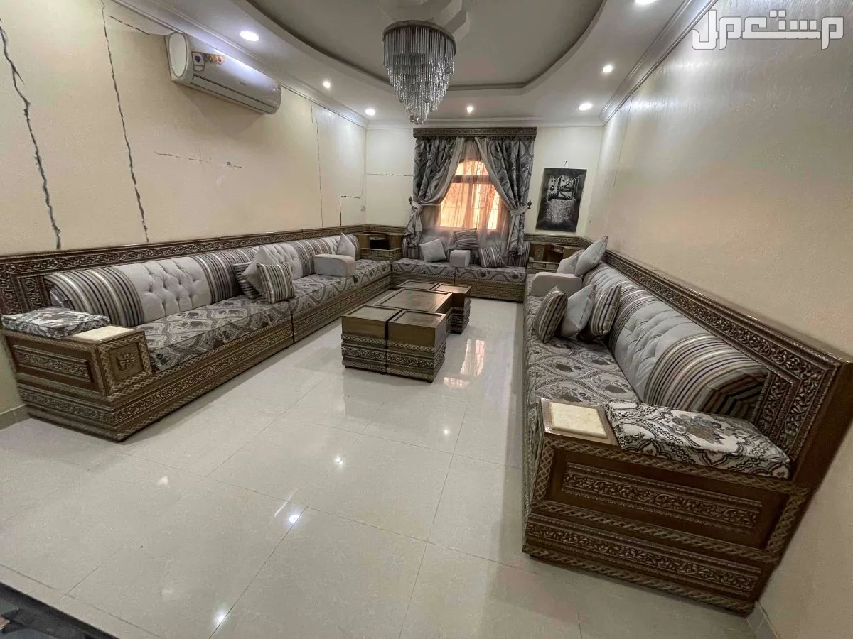 كنب مجلس  في الدمام بسعر 00001 ريال سعودي