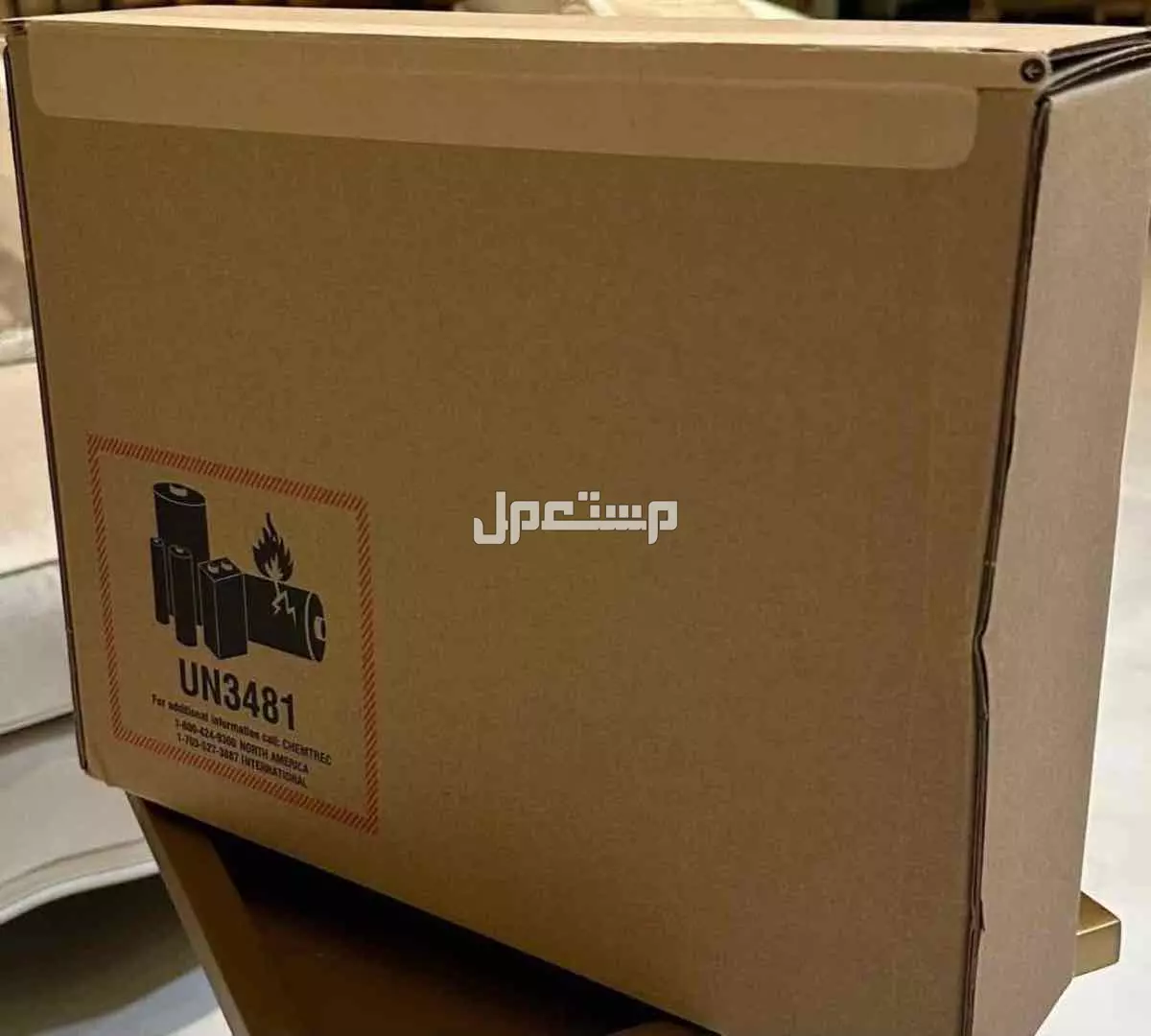 ايباد برو الجيل السادس اكبر شاشه 12.9 جديد بكرتونه