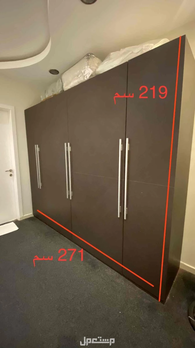 غرفة نوم 5 قطع مستعملة حالتها جيدة جداً  في الرياض دولاب