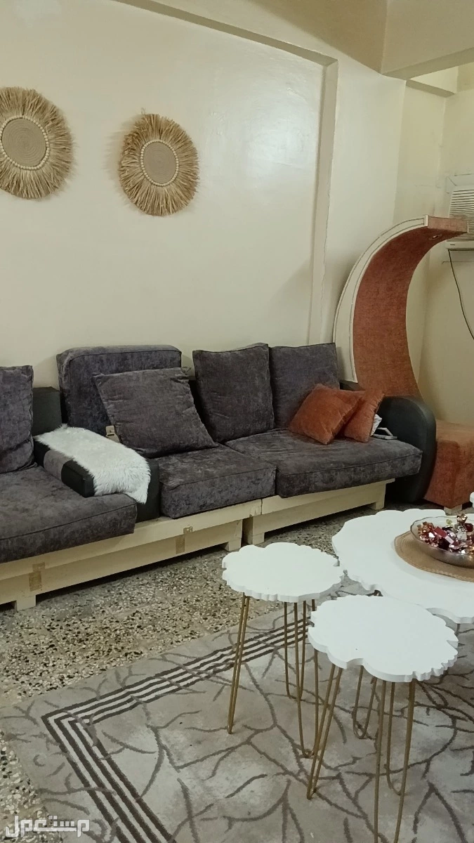 المدينة المنورة حي بني ظفر شارع الحزام خلف ماكدونالد للبيع كنب مستعمل