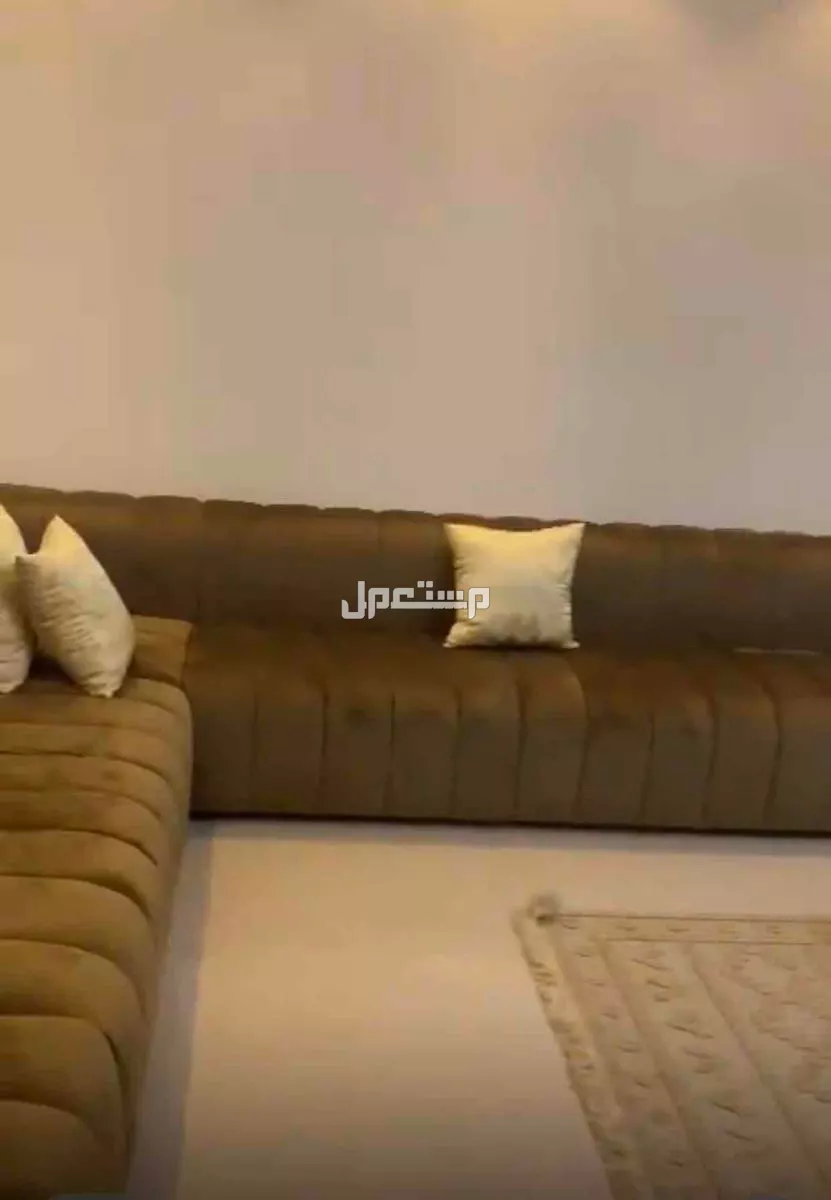 غرفة نوم جديده وكنب للبيع  في حفر الباطن بسعر ألف ريال سعودي
