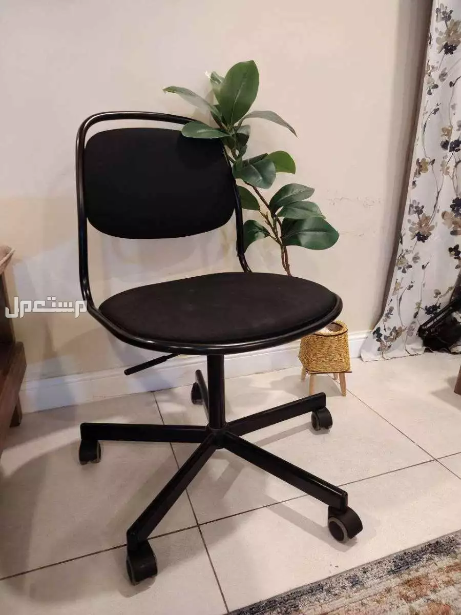 كرسي مكتبي  السعر قابل للتفاوض