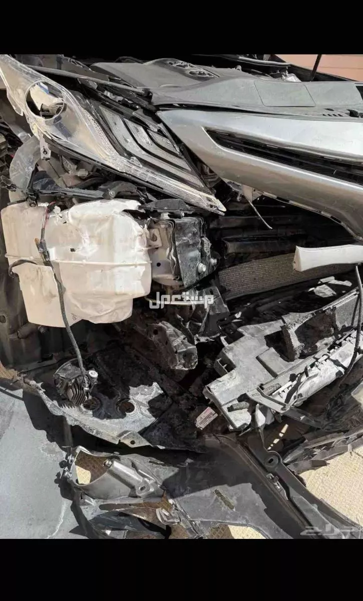 تويوتا كامري مصدومة في مكة  SE V6 2023