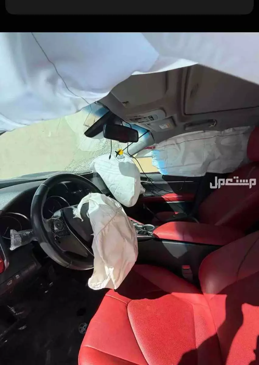 تويوتا كامري مصدومة في مكة  SE V6 2023