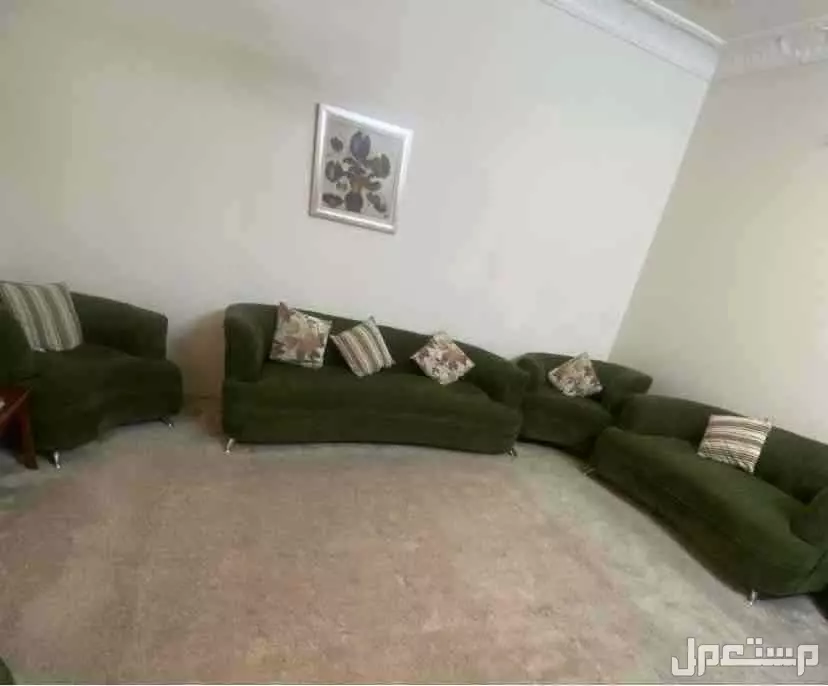 طقمين جديدة للبيع ........،،،،،،،،،،...........