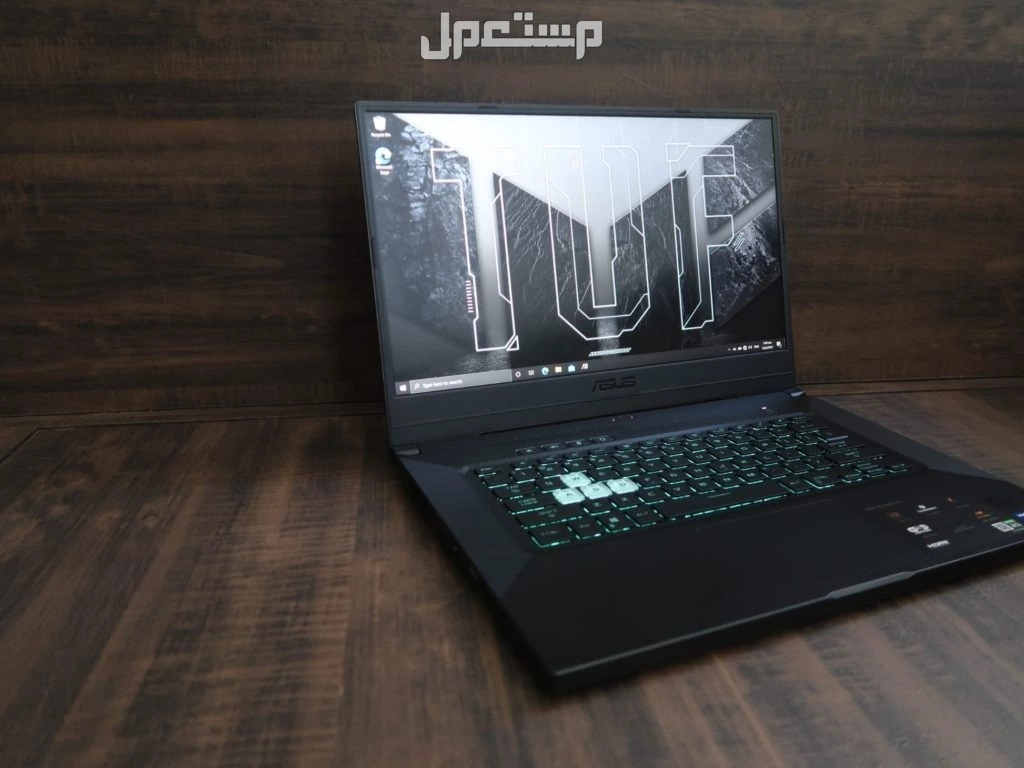 لابتوب العاب بمواصفات عالية مع اكسسوارات