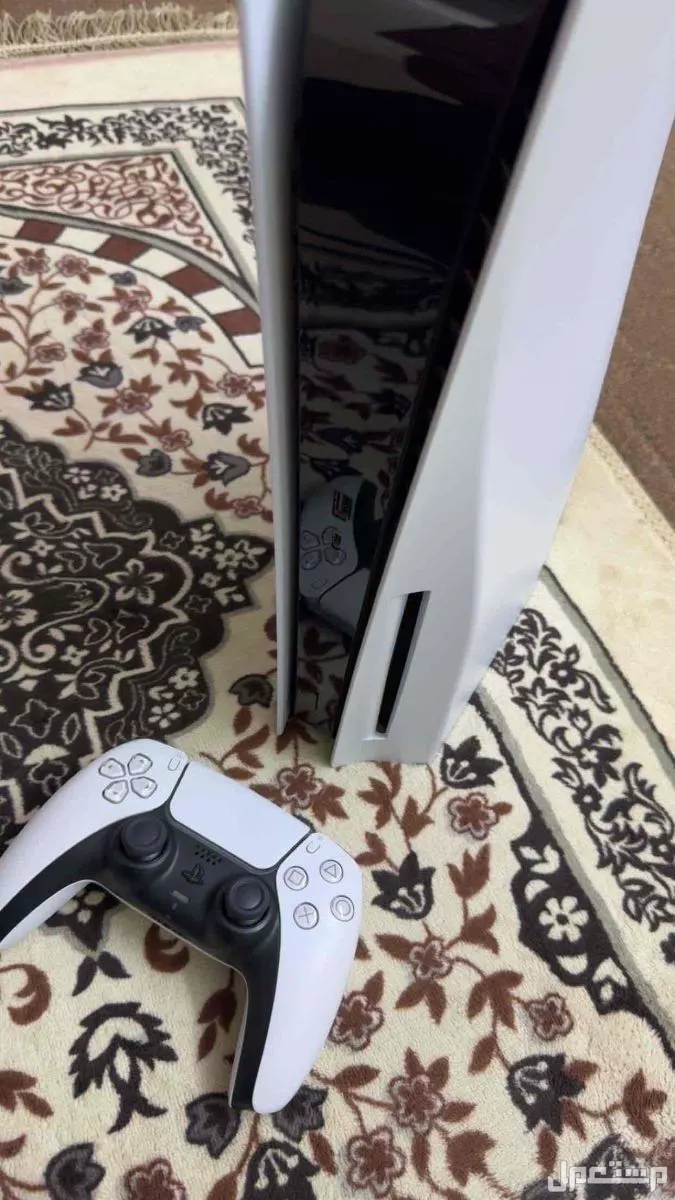 للييع سوني 5  في الرياض بسعر 1500 ريال سعودي
