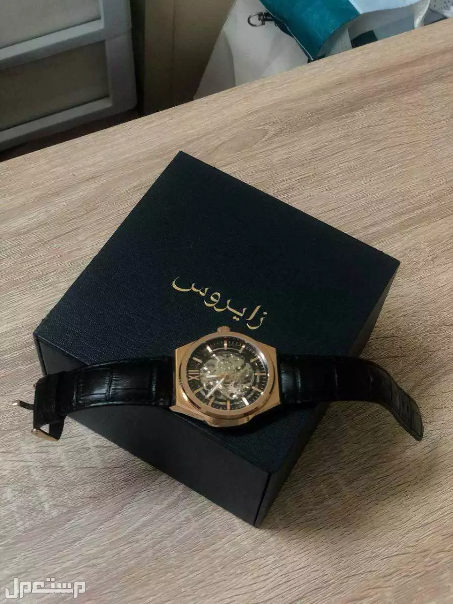 ساعة زايروس جديده للبيع 425 ريال