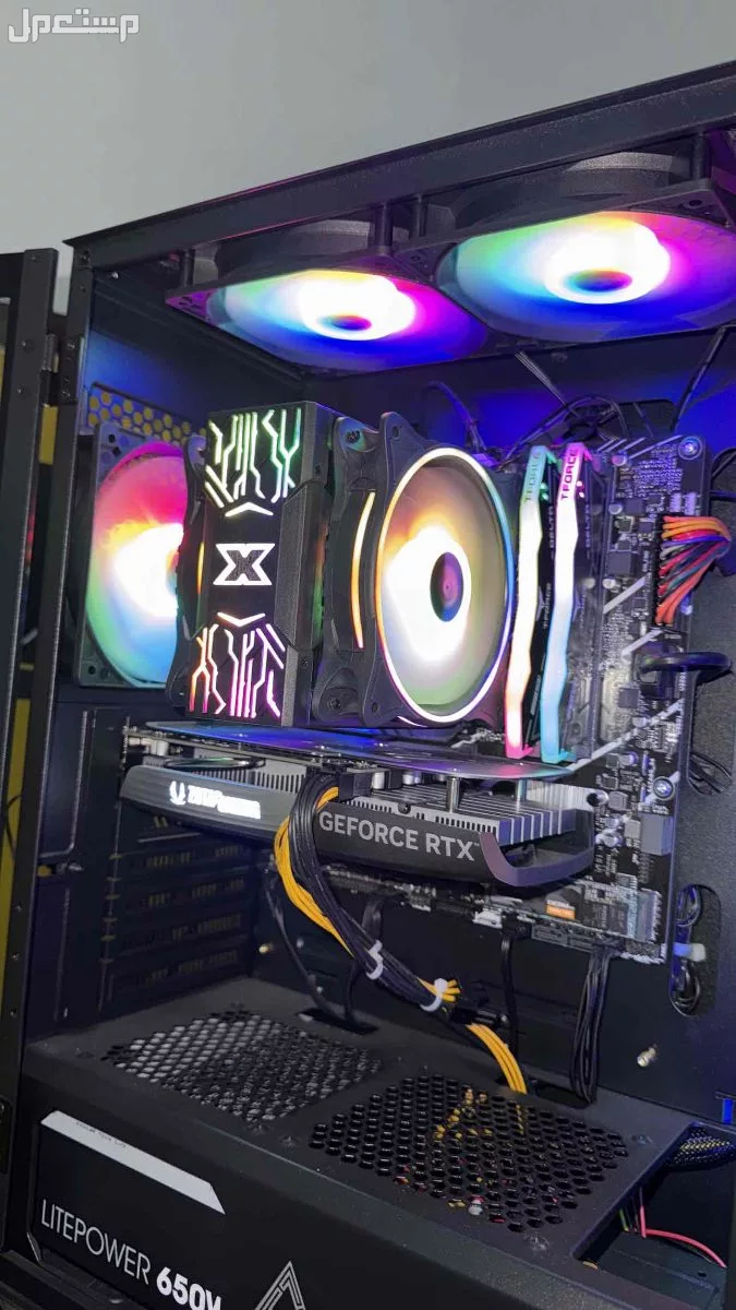 للبيع Pc استخدام شهر فقط لاغير وعلى الشرط من اي مشاكل في خميس مشيط بسعر 4 آلاف ريال