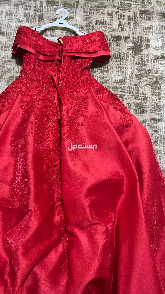 فستان سهرة أحمر ملكي – لبسة وحدة فقط