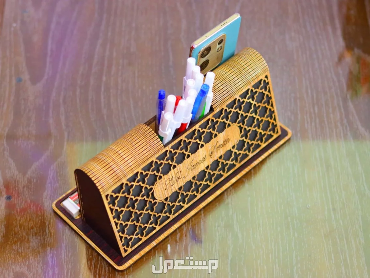 تصميم لوحات محلات طباعة UV هدايا دعائية دروع تذكارية في الرياض