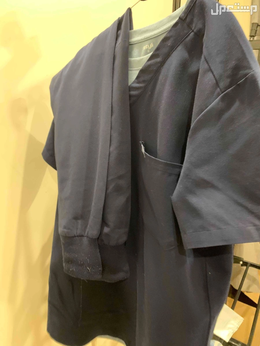 سكراب للبيع من براند CODE NXT Scrubs مقاس XS