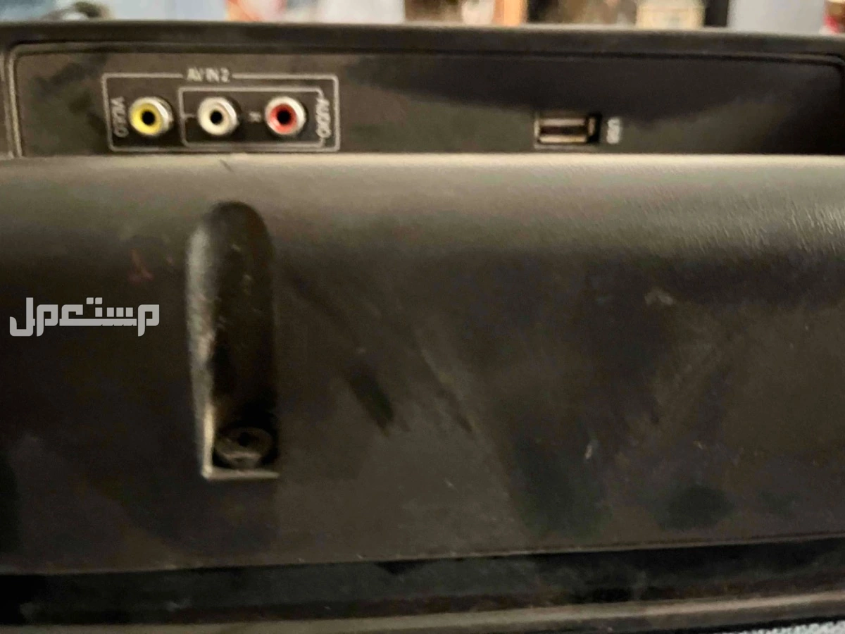 شاشه kmc 32 بوصه hd في الرياض بسعر 250 ريال سعودي