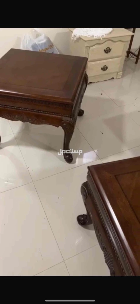 طاولات خشب بني مصري للبيع في الدمام