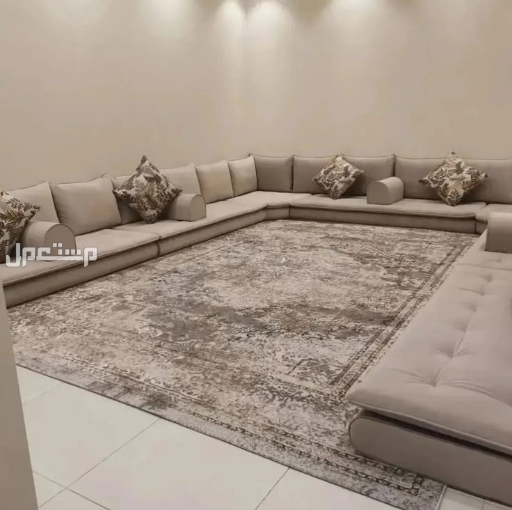 مجلس جاهز و تفصيل  في جدة بسعر ألفين ريال سعودي