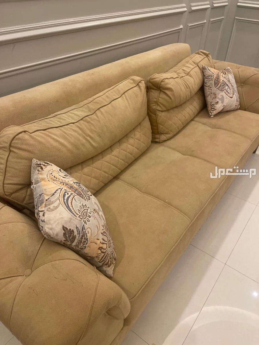 للبيع كنب بالرياض بسعر 500 ريال في الرياض بسعر 500 ريال سعودي