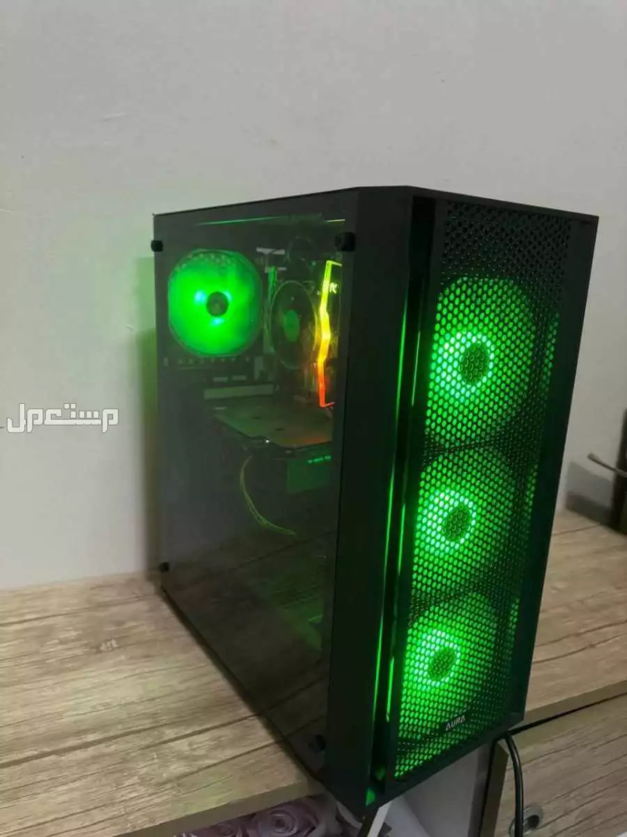 بي سي العاب فيه العاب جاهزه و الي ب يشتري معه ضمان 24 ساعه