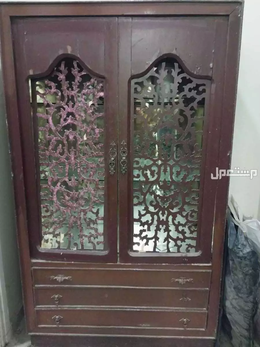 اثاث متفرق للبيع  في مدينة 15 مايو - القاهرة  بسعر 6 آلاف جنيه مصري