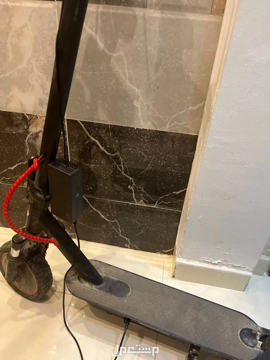 ‏للبيع سكوتر كهربائي من شركة أسكوت المعروفة