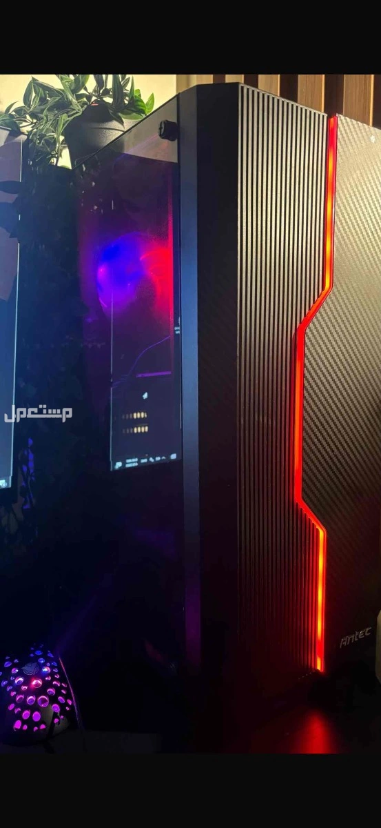 للبيع بي سي مع شاشة 19 بوصه lg