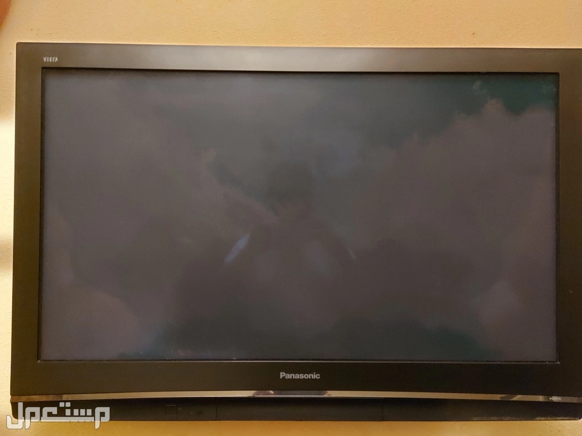تلفزيون باناسونيك LCD ڤييرا مستعمل بحالة جيدة