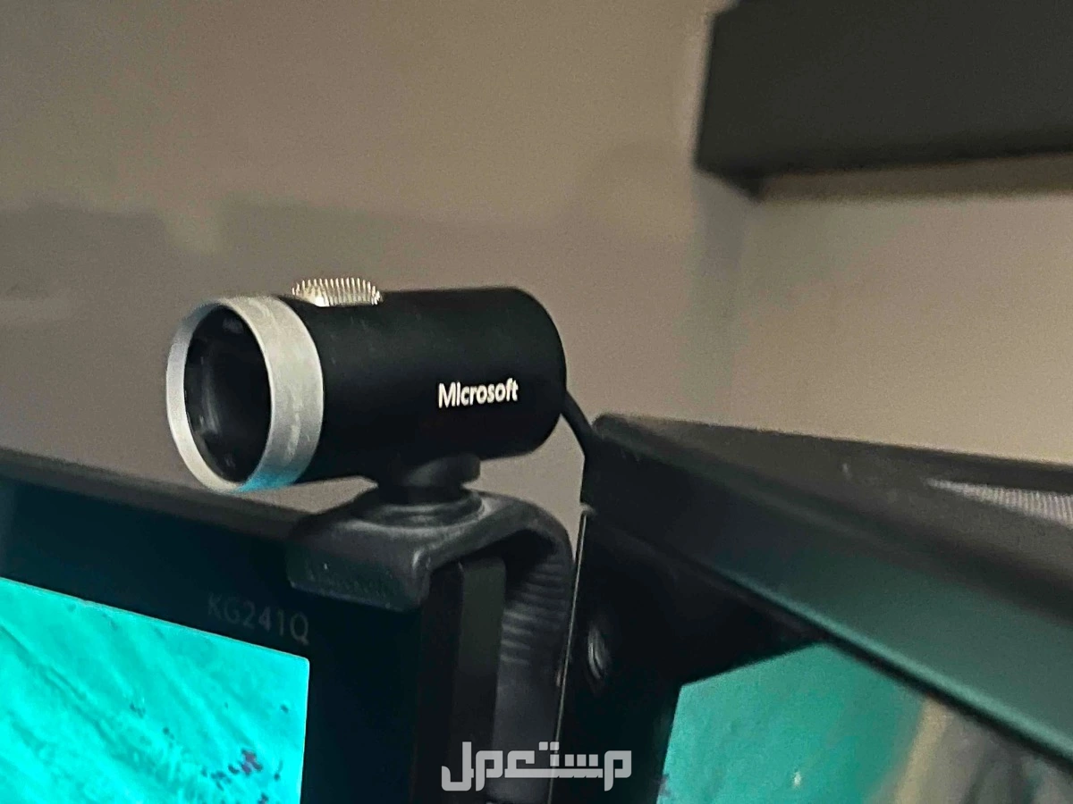 Pc ( بي سي مع سيت اب كامل ) بسعر على السوم