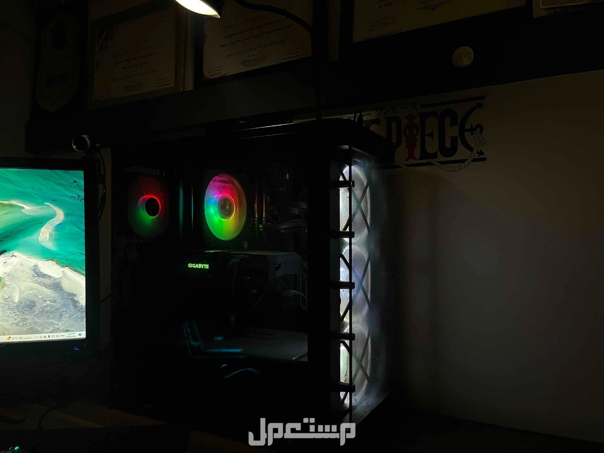 Pc ( بي سي مع سيت اب كامل ) بسعر على السوم