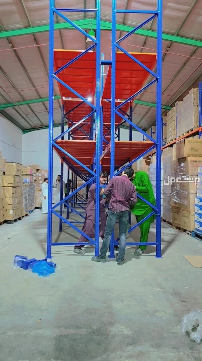 قمه انوع الرفوف  رفوف مستودعات جديدة ومستخدمه  رفوف بقالات  وفك 🛠⚒️وصيانه   في الرياض بسعر250 ريال سعودي
