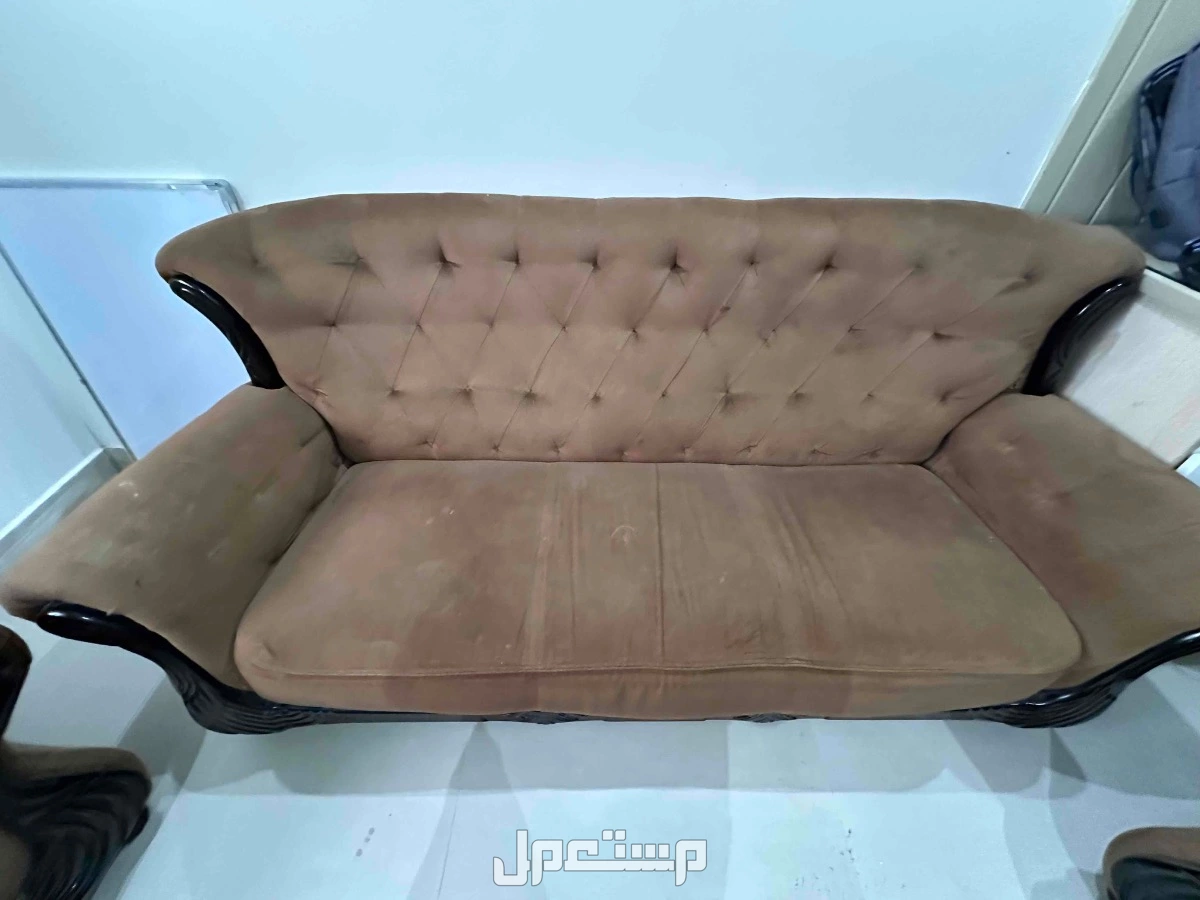 جده  كنب مستعمل نظيف   في جدة بسعر 200 ﷼ الحمل والنقل على المشتري