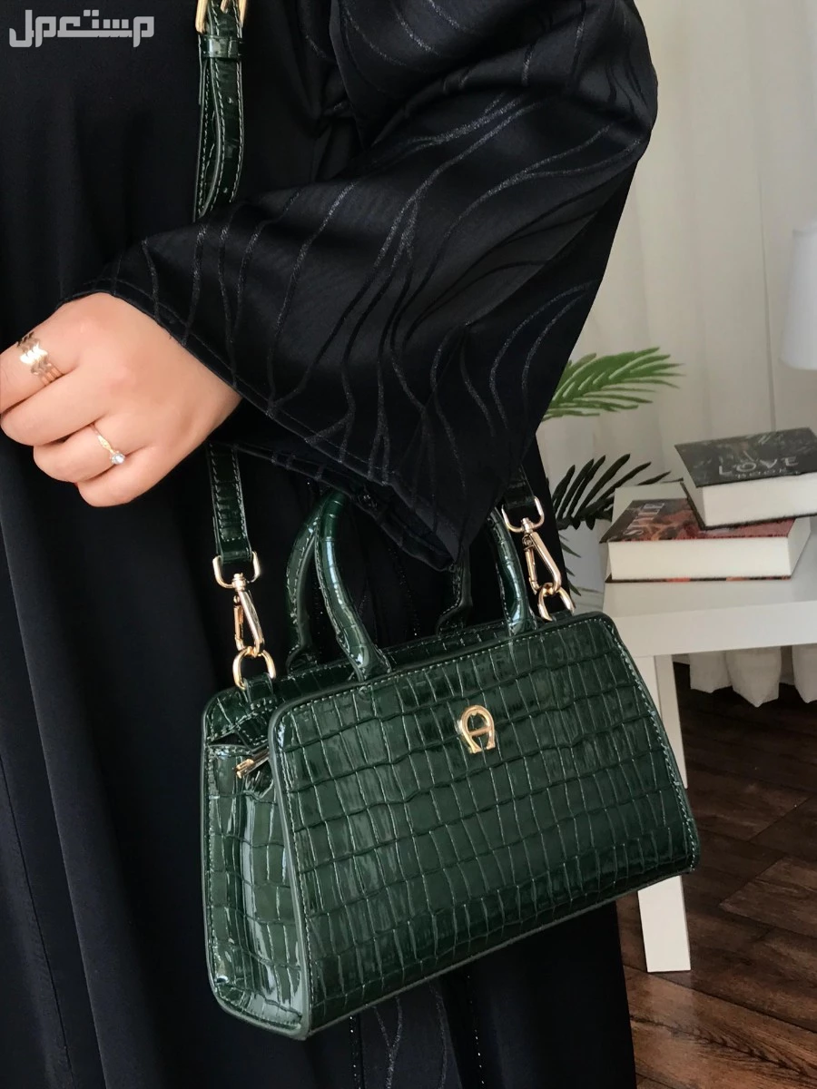 شنط ماركة اقنر ماستر كوالتي حجم وسط