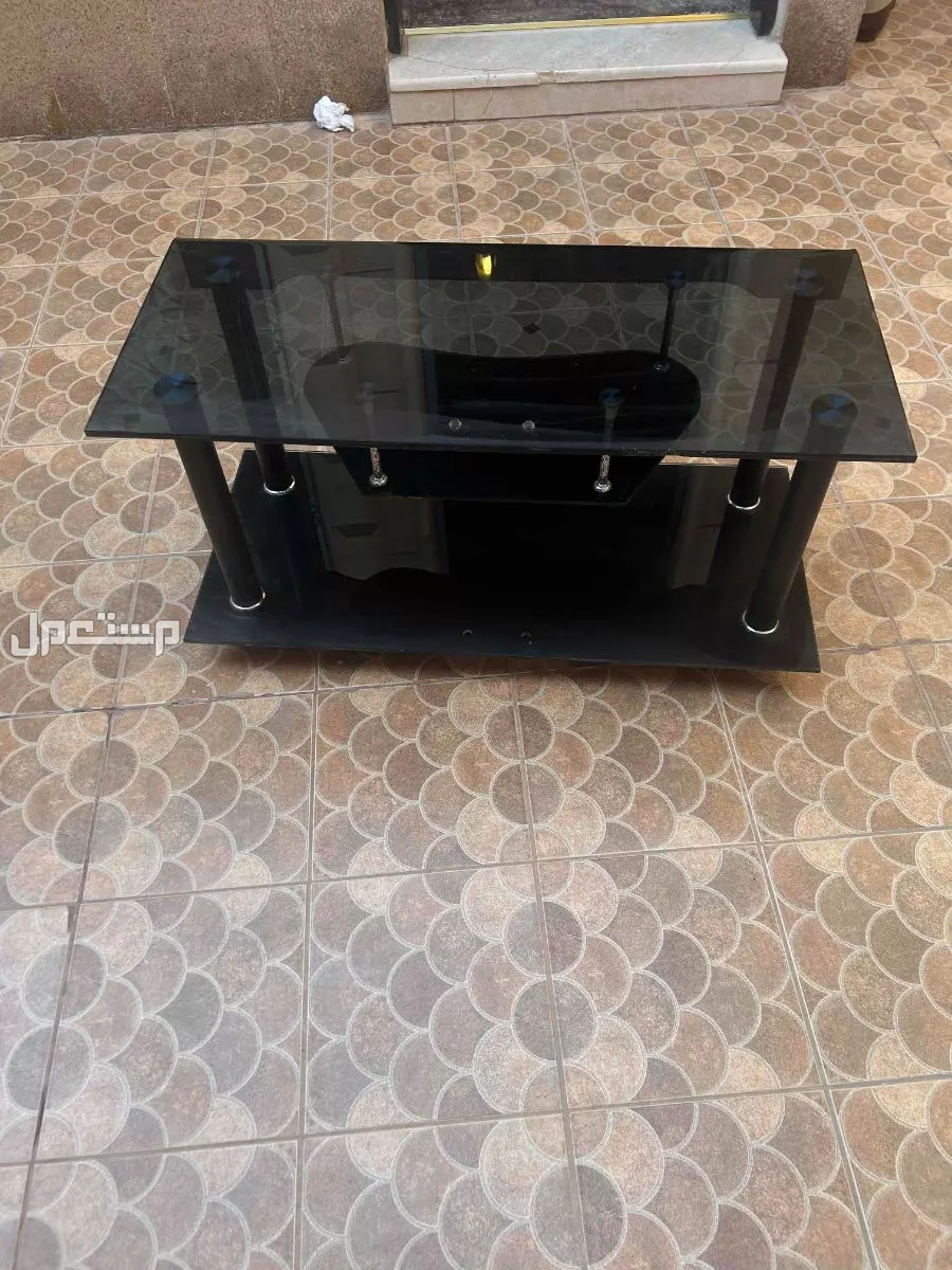 طاوله قزاز بالكامل في الرياض بسعر 95 ريال سعودي
