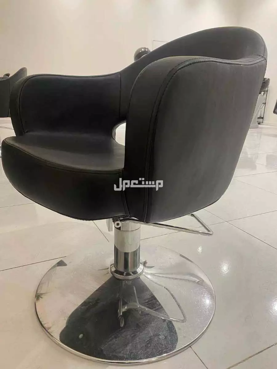 كرسي غسيل شعر وقص الواحد ب600 ريال