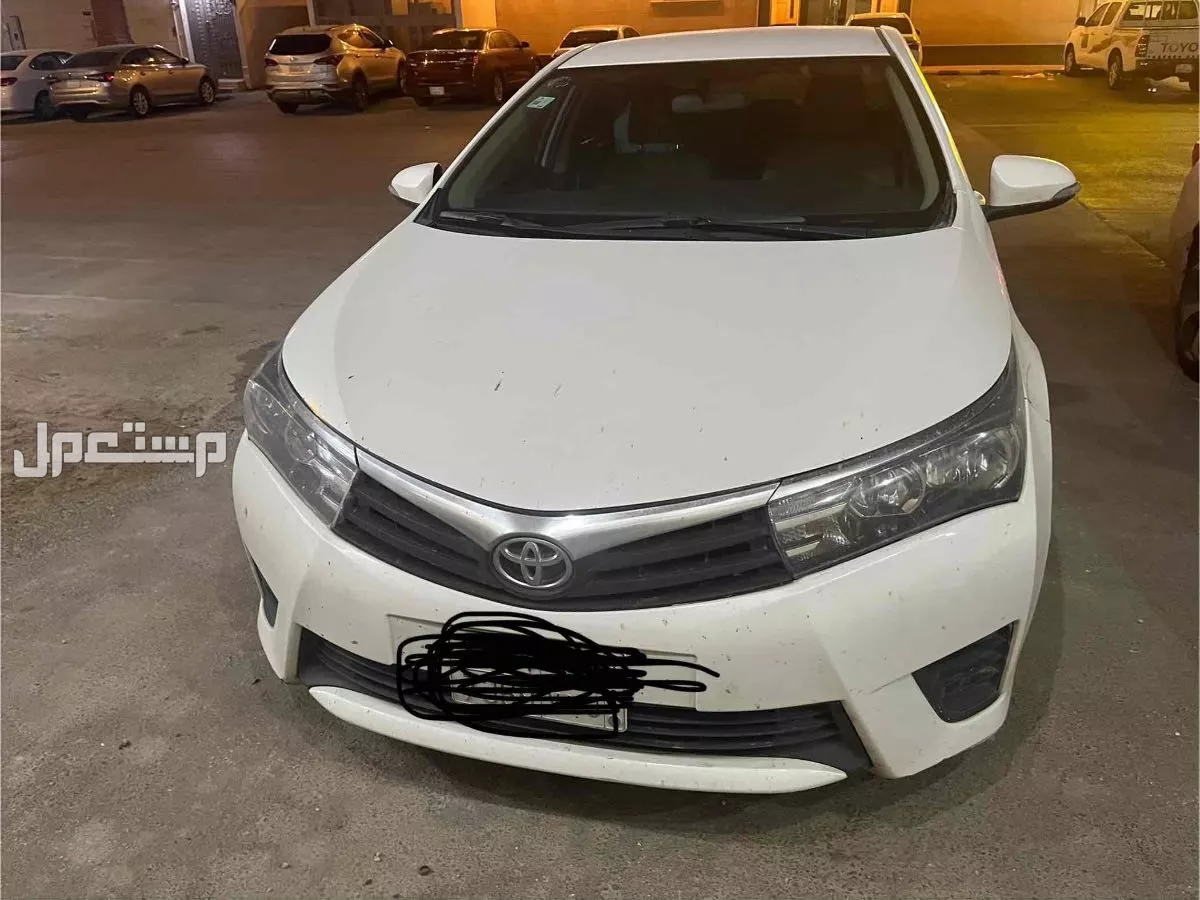 تويوتا كورولا 2015 في الرياض بسعر 35 ألف ريال سعودي