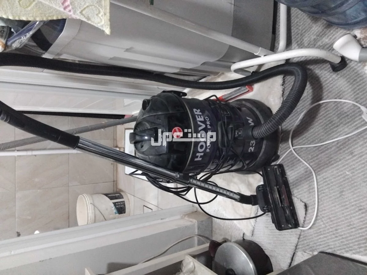 مكنسة كهربائية 2300 W نضيفه جدا