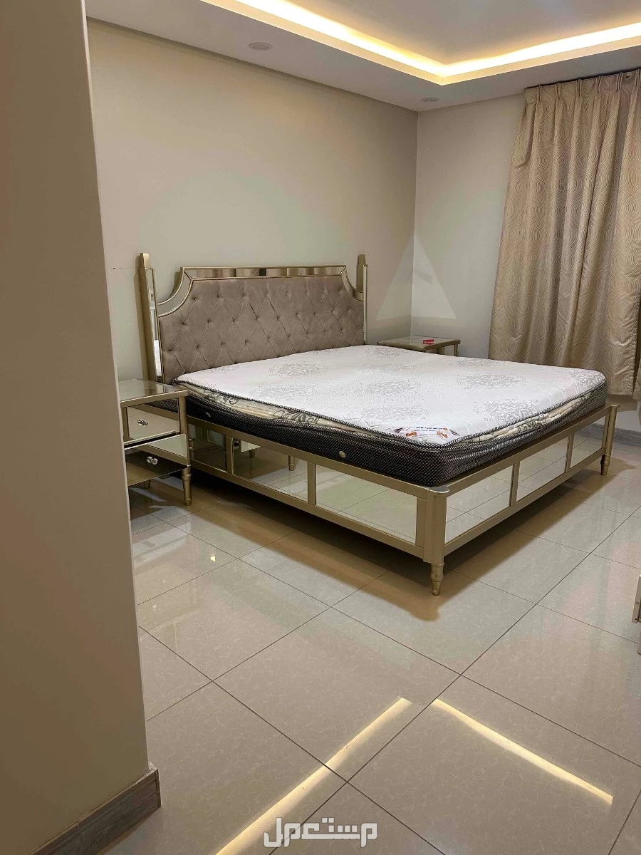 غرفة نوم كاملة Modern  بسعر 2600