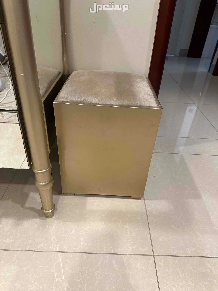 غرفة نوم كاملة Modern  بسعر 2600