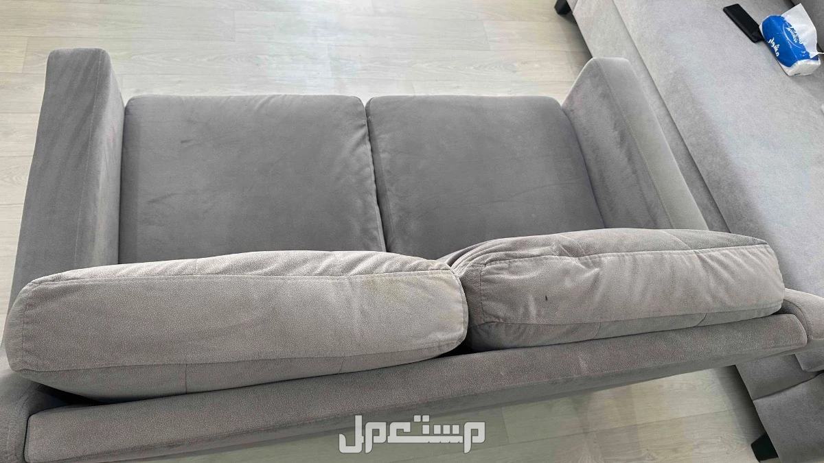 كنبة هوم بوكس مقعدين رمادي في المدينه