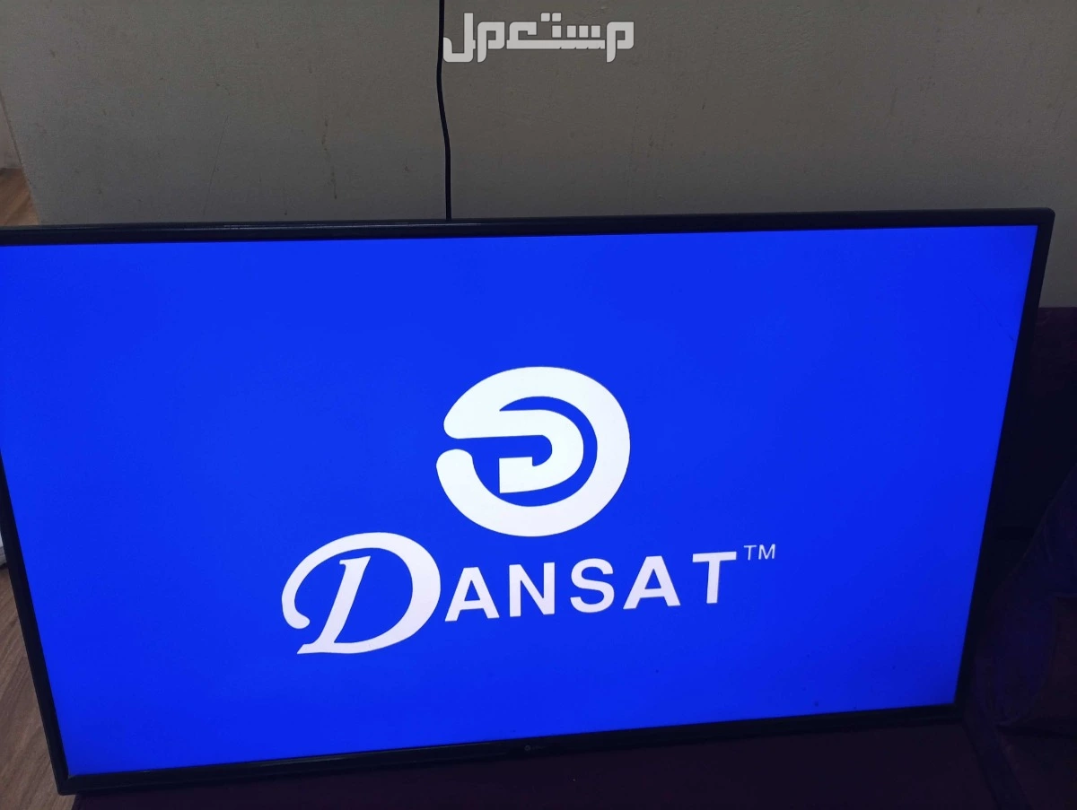 تلفزيون 50بوصه  شغال ممتاز بدون ريموت وتقدر تحصل الريموت من اي مكا للتواصل 0562756869