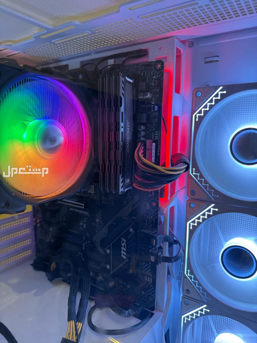 للبيع بي سي قيمنق pc gaming كمبيوتر العاب في الرياض السعر 1350