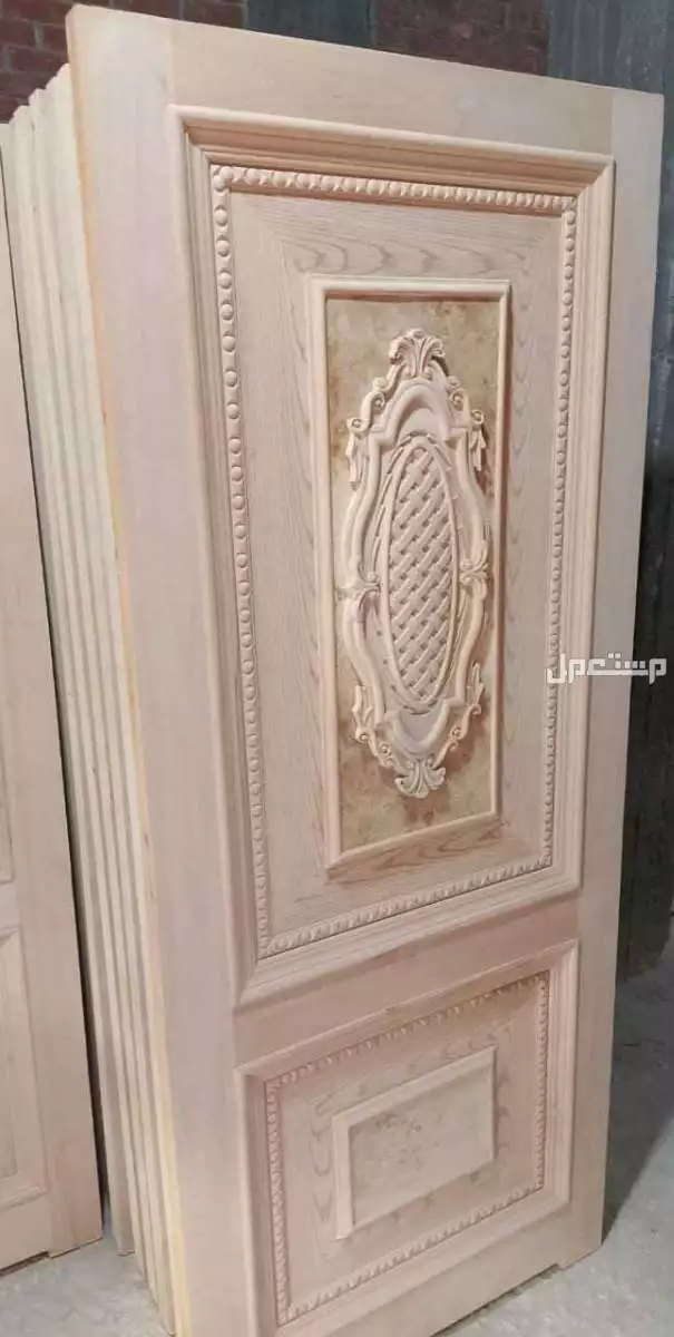 أبواب خشب داخلية وخارجية مع التركيب خصومات للمشاريع