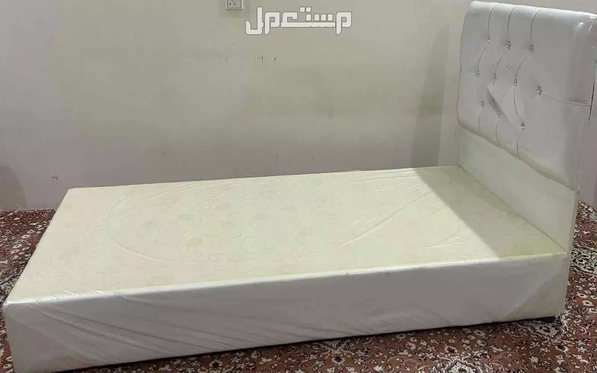 سرير  في الطائف بسعر 200 ريال سعودي