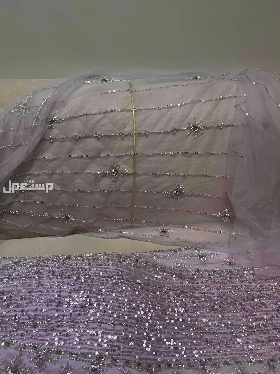 جده فستان موف جديد لبسه واحده   في جدة بسعر 600 ريال سعودي