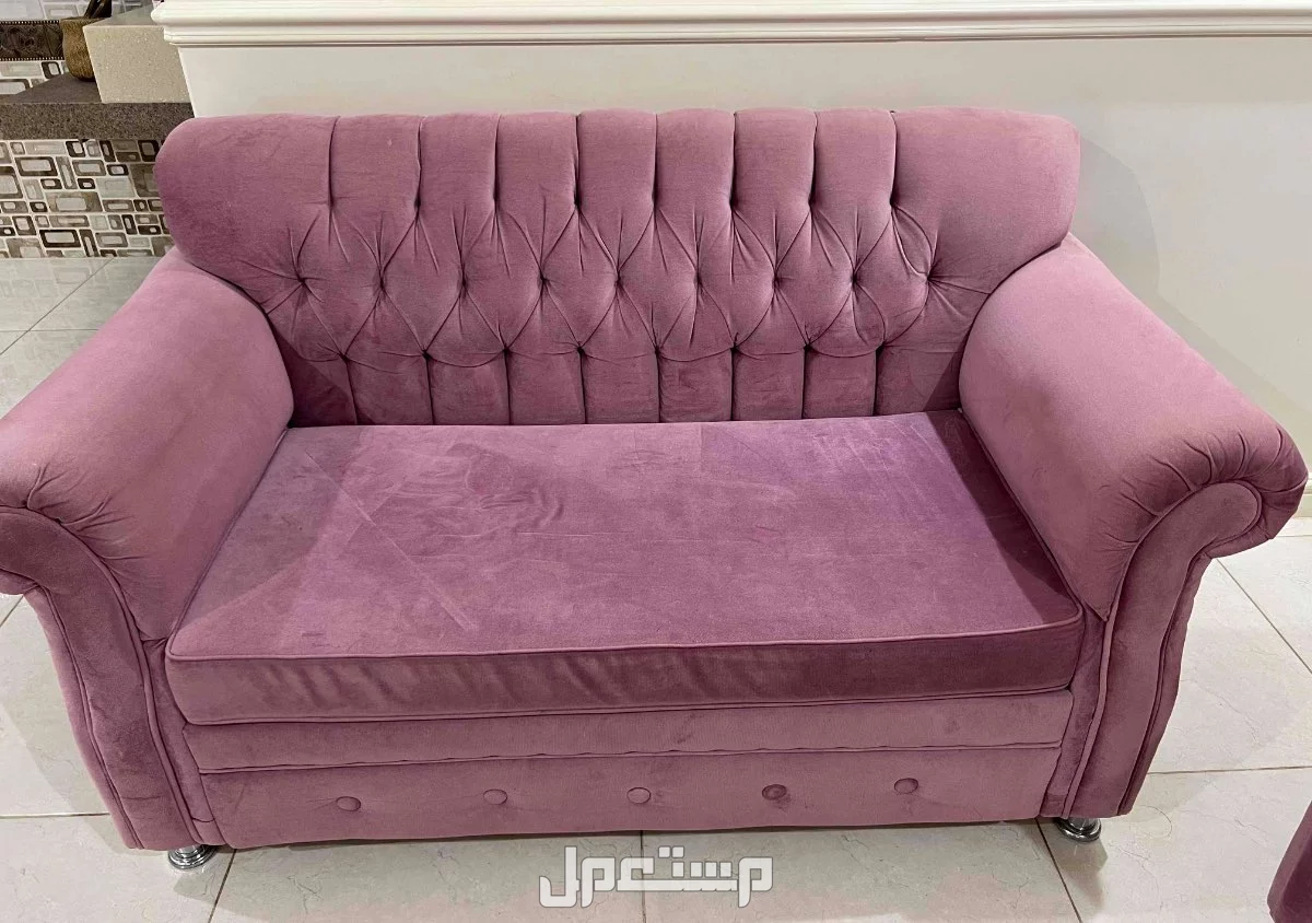 كنب نظيف شبه جديد 200 ريال في القصيم