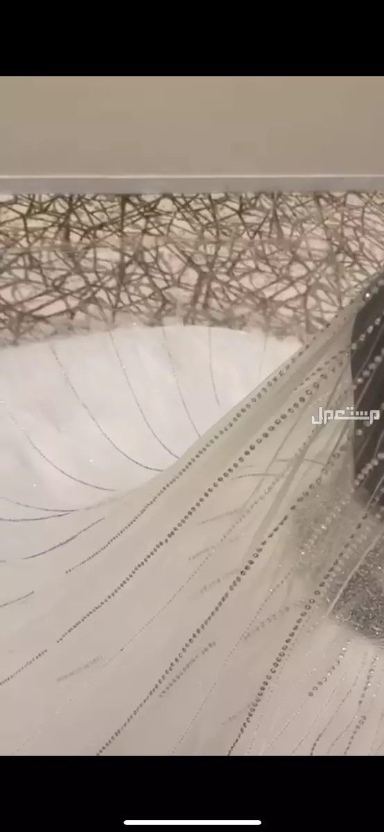 الفستان للبيع 1000 ريال لايجار 500 تامين 200 بطايف مقاس من مديم لسمول  في الطائف بسعر 1000 ريال سعودي