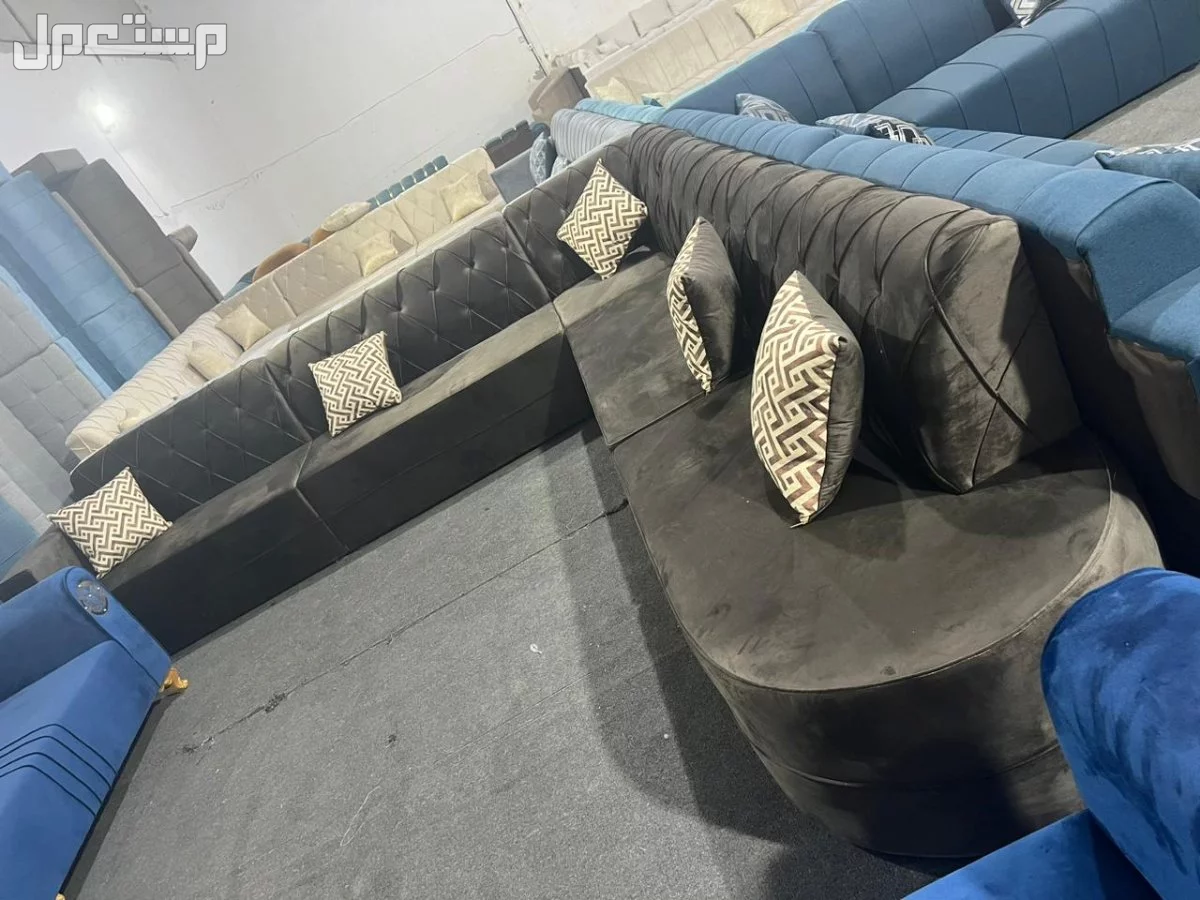 كنب جديد جاهز جميع الألوان بالرياض اطقم حرف ال واطقم 7اشخاص مع التوصيل بالرياض