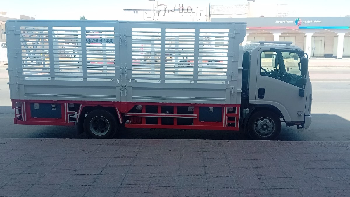 نقل الاثاث وجميع انواع غرف النوم والمطابخ وشاشات العرض مع الفك والتركيب